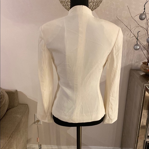 Giorgio Armani Elegant Cream silk Blazer size 2 - Picture 5 of 6